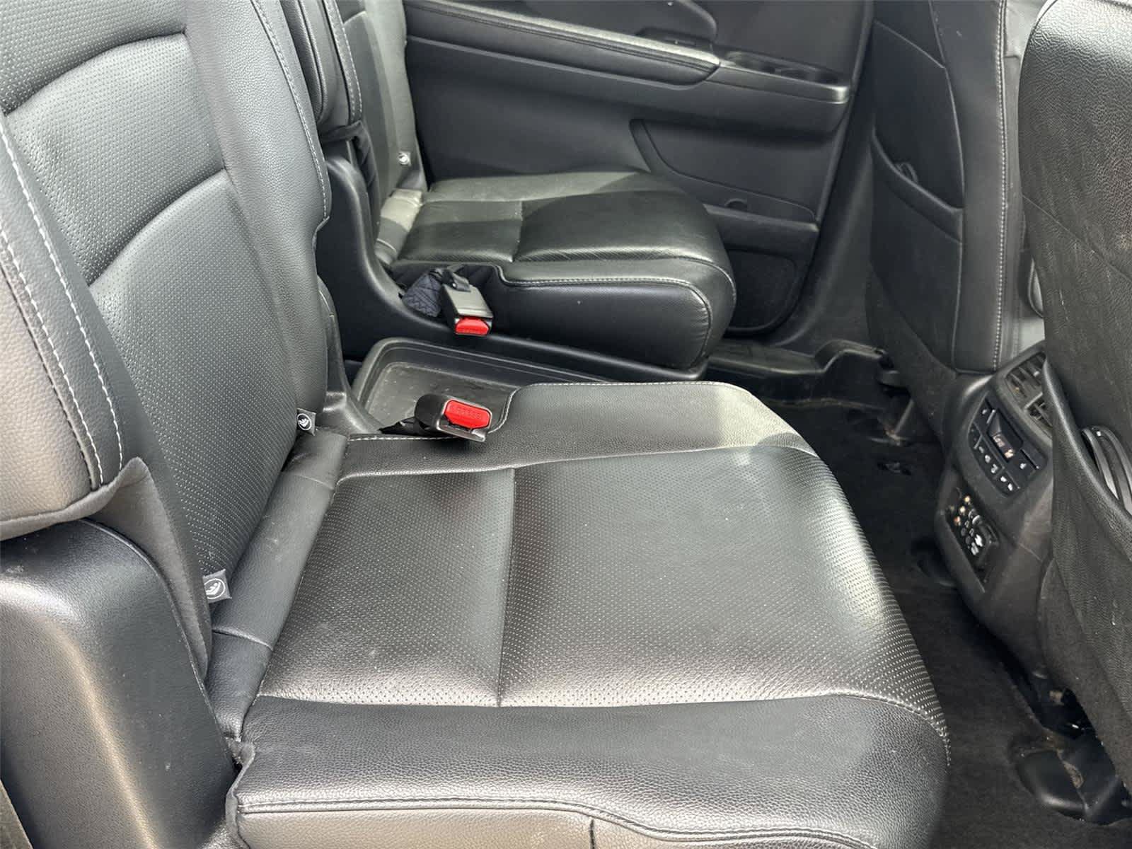 Used 2017 Honda Pilot Elite image 16