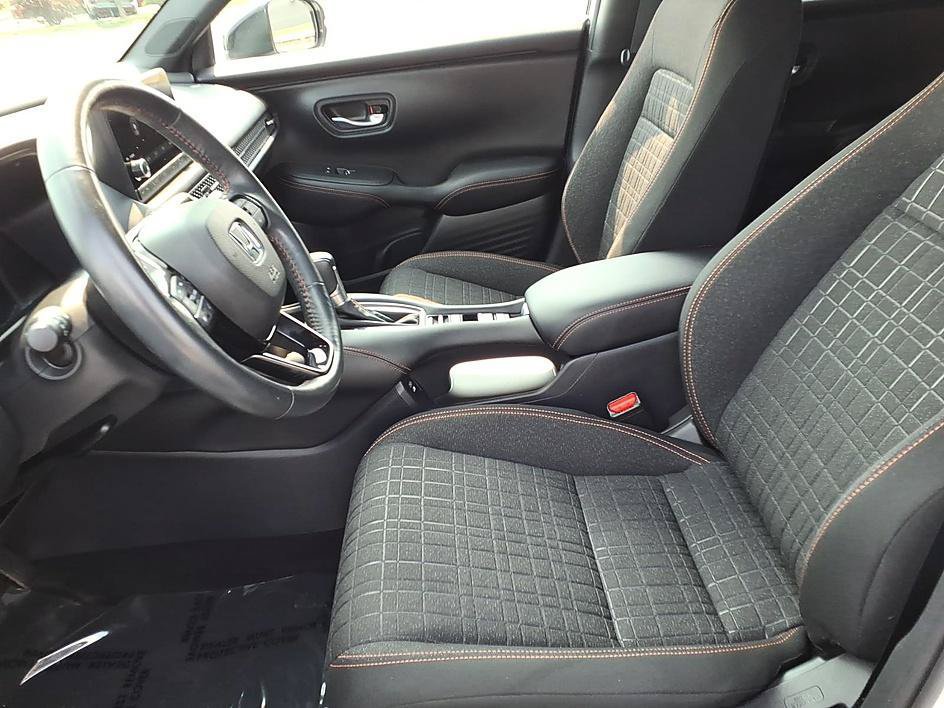 Used 2024 Honda HR-V Sport image 15