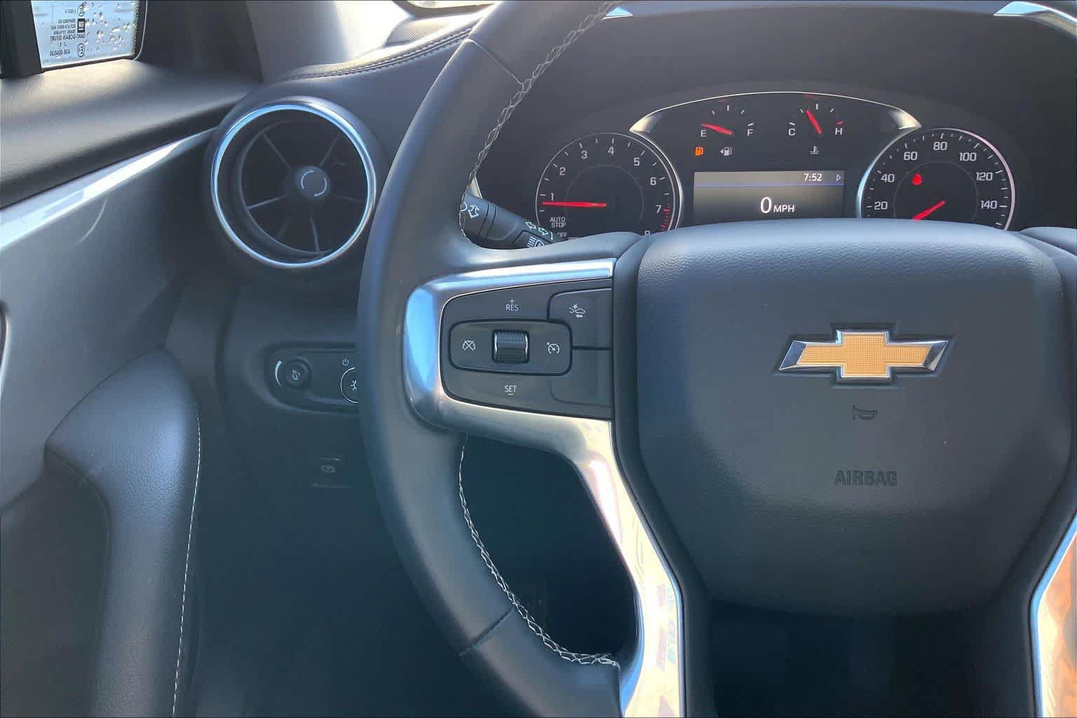 Used 2024 Chevrolet Blazer LT FWD image 22