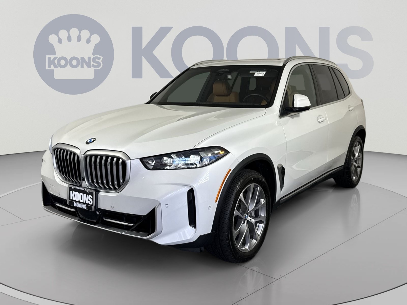 Used 2024 BMW X5 xDrive40i w/ Premium Package AWD/4WD image 1