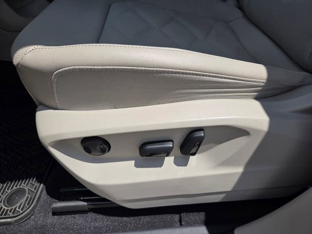 Used 2024 Volkswagen Atlas SE FWD image 6
