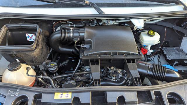 Used 2021 Mercedes-Benz Sprinter 2500 image 27