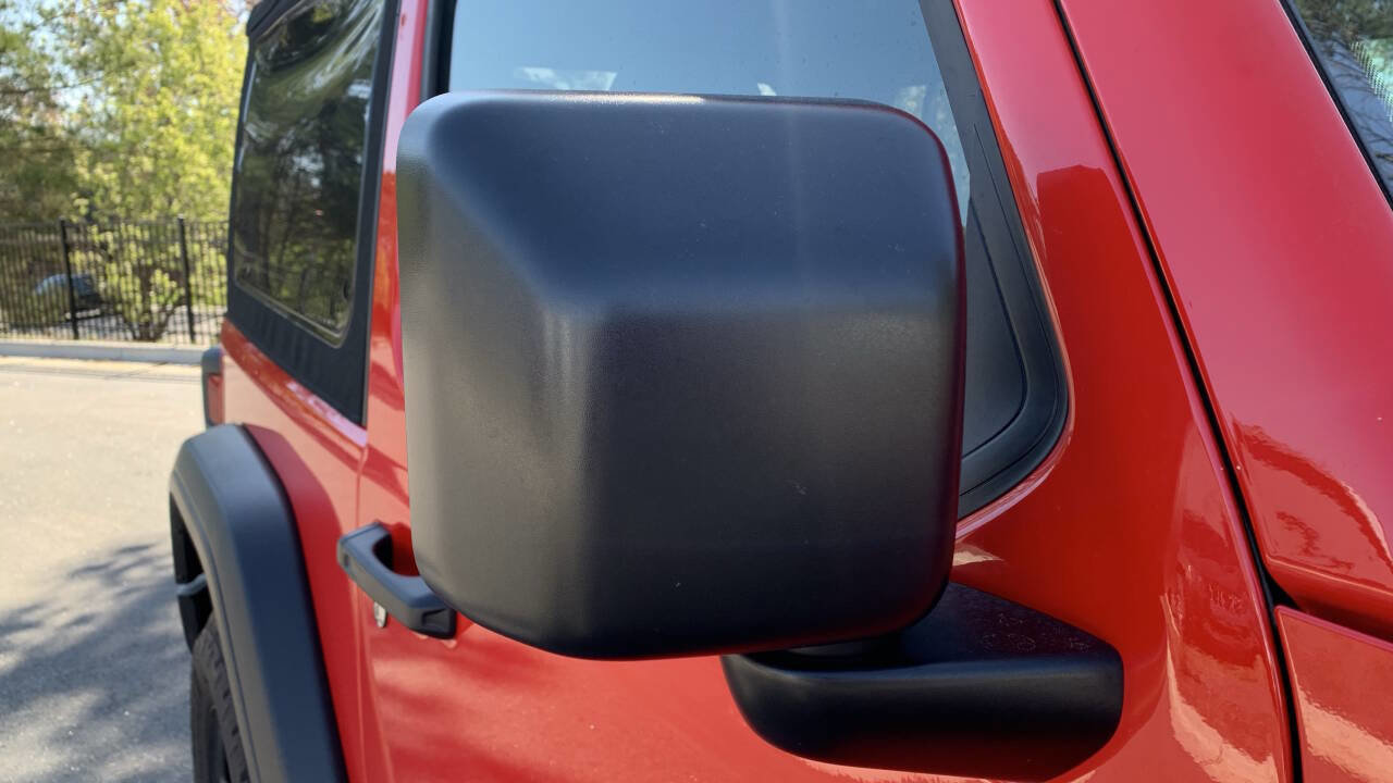 Used 2024 Jeep Wrangler Sport image 66