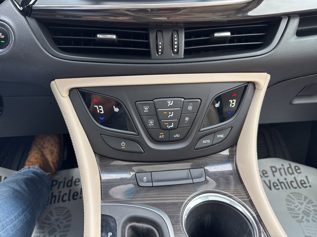 Used 2020 Buick Envision Essence image 16