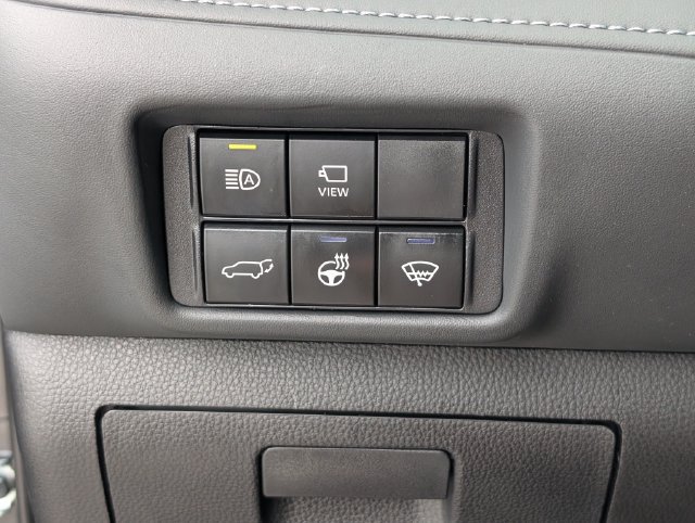 Used 2021 Toyota Highlander Platinum AWD/4WD image 25