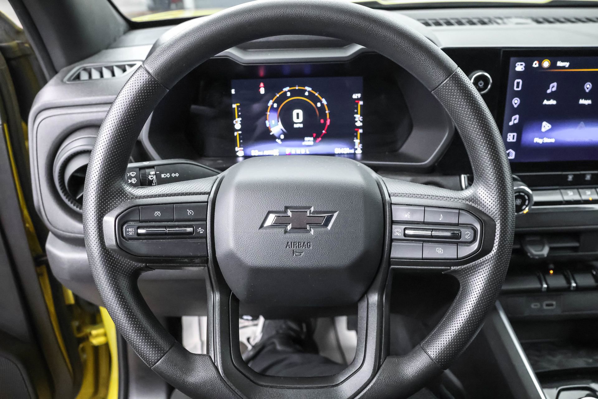 Used 2023 Chevrolet Colorado Trail Boss AWD/4WD image 28