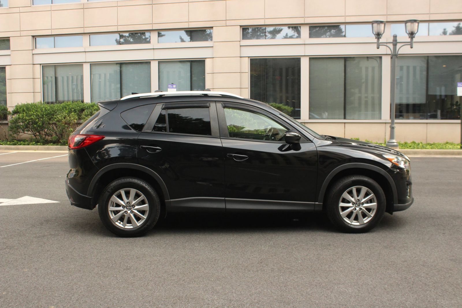 Used 2016 MAZDA CX-5 Touring w/ Bose/Moonroof Package AWD/4WD image 6