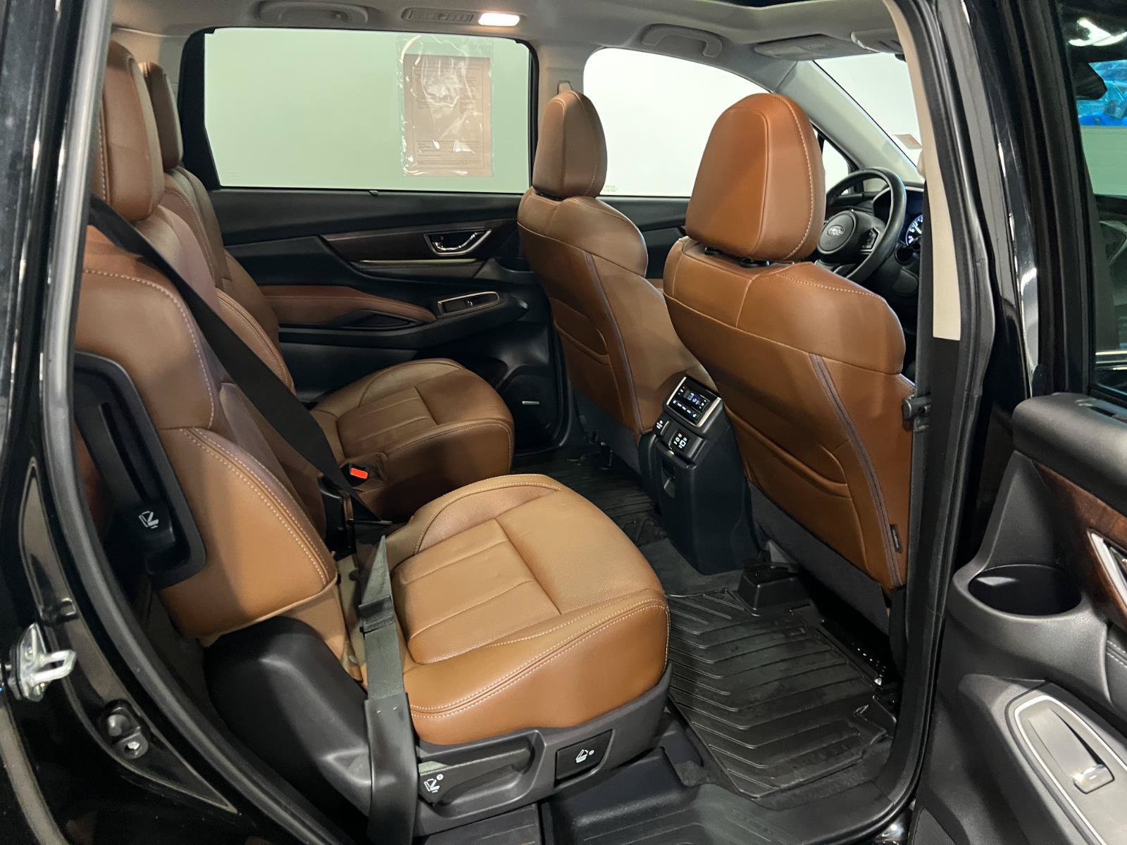 Used 2024 Subaru Ascent Touring AWD/4WD image 38
