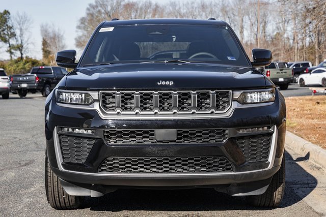 New 2026 Jeep Grand Cherokee Limited image 3