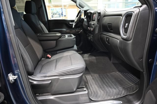 Used 2019 Chevrolet Silverado 1500 LT w/ All-Star Edition AWD/4WD image 11