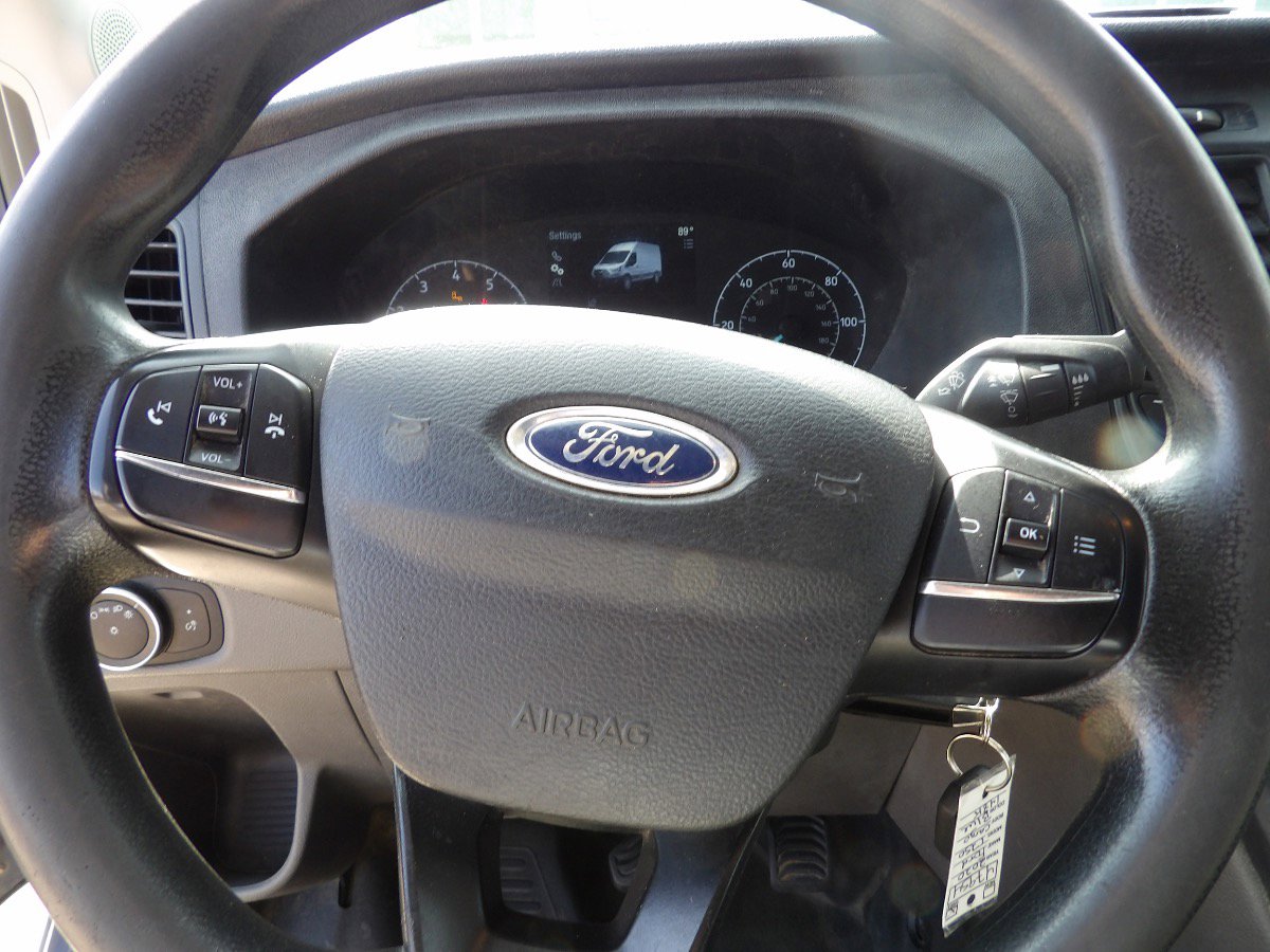 Used 2020 Ford Transit 250 148 High Roof Extended RWD image 18