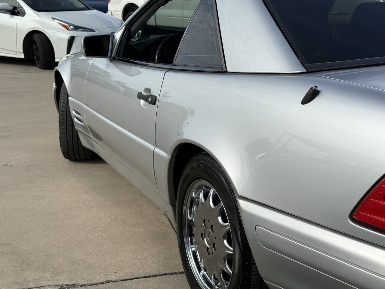 Used 1998 Mercedes-Benz SL 500 image 17