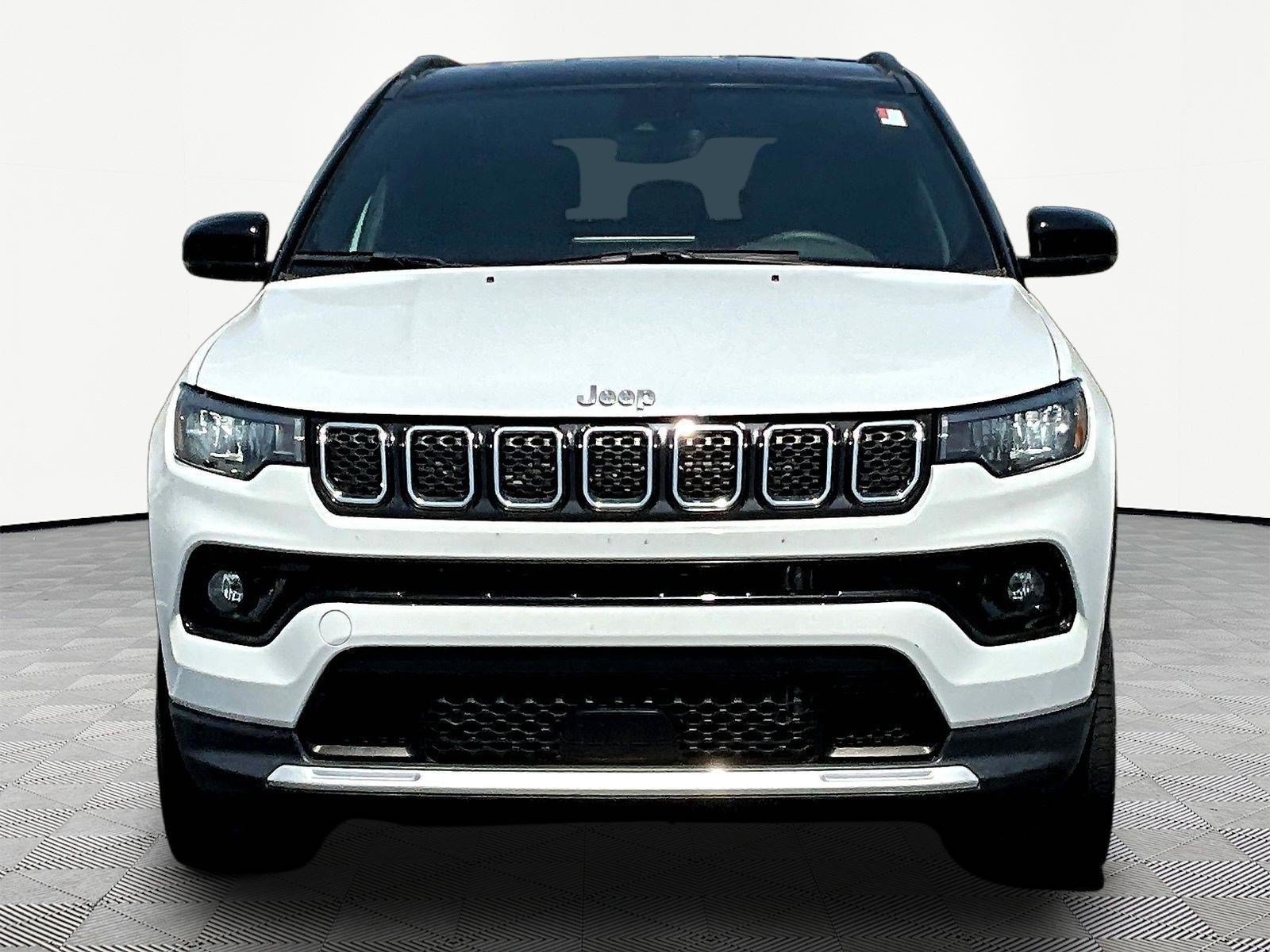 Used 2023 Jeep Compass Limited AWD/4WD image 2