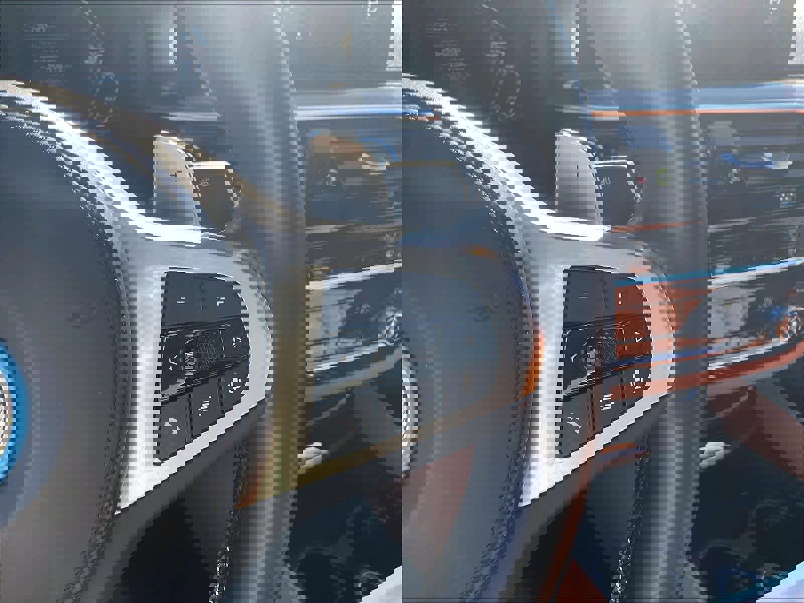 Used 2023 BMW 530e xDrive w/ M Sport Package image 20