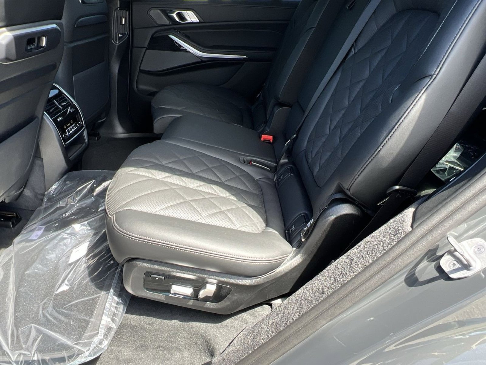 New 2026 BMW X7 xDrive40i w/ M Sport Package image 22