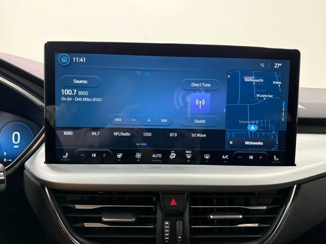 Used 2024 Ford Escape Platinum image 17