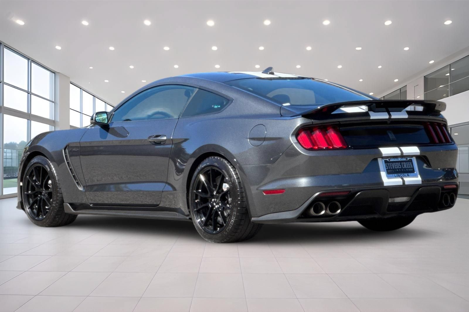 Used 2020 Ford Mustang Shelby GT350 w/ Technology Package RWD image 6