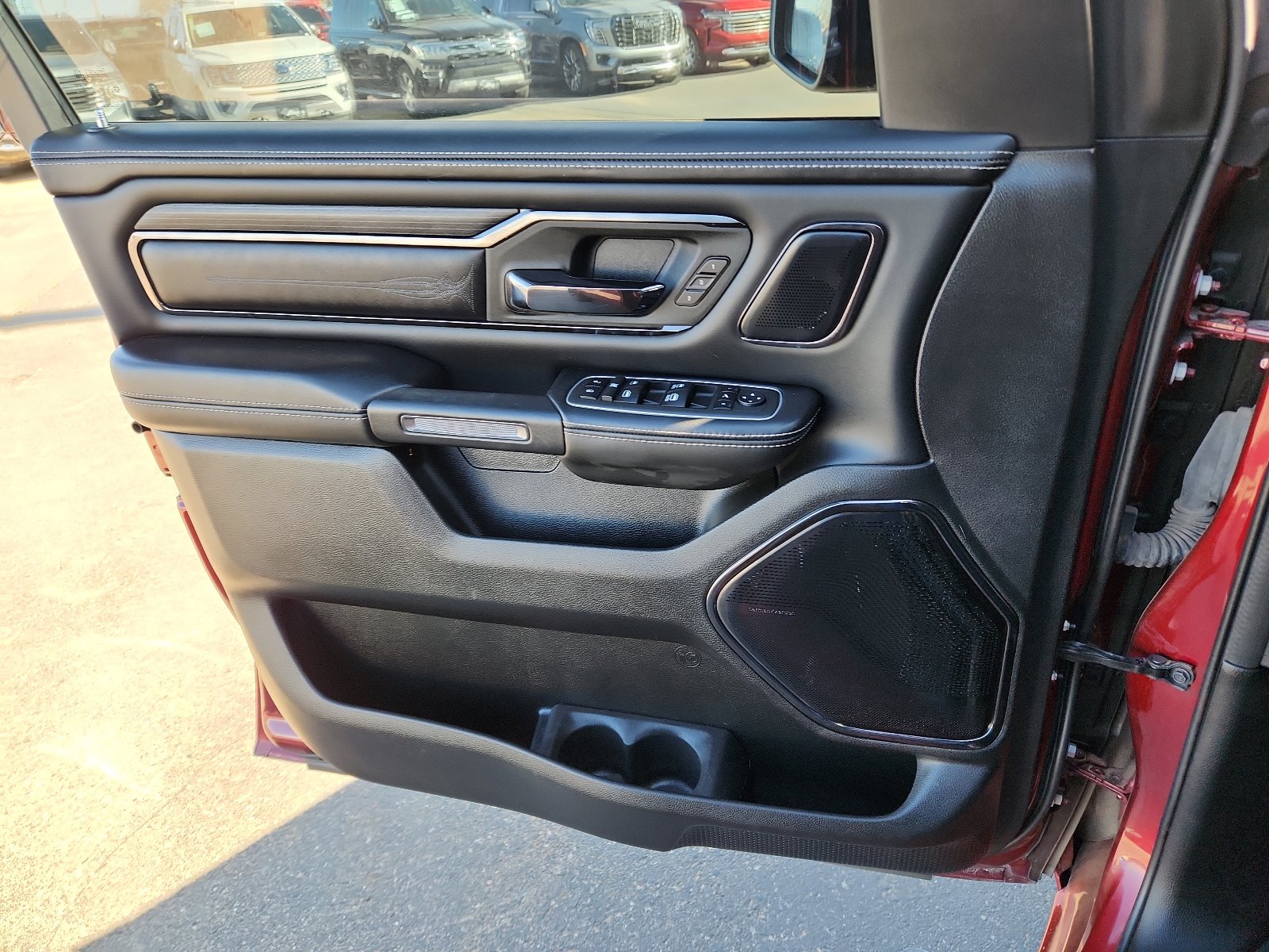 Used 2022 RAM 1500 Limited w/ Night Edition image 13