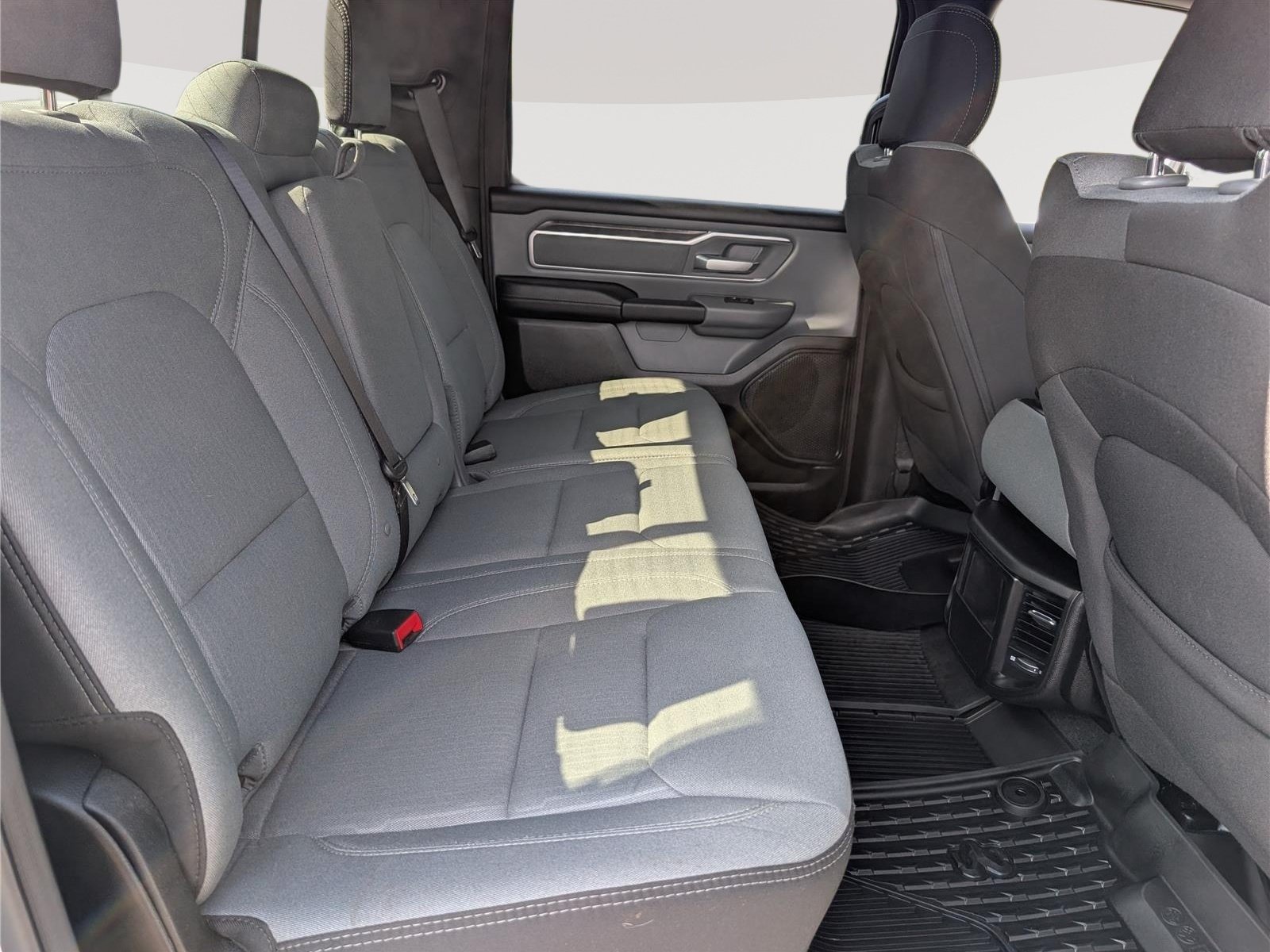 Used 2022 RAM 1500 Big Horn AWD/4WD image 12