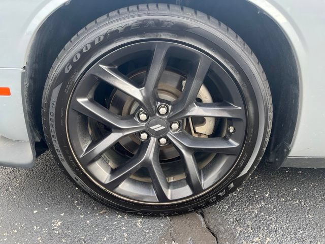 Used 2022 Dodge Challenger R/T w/ Plus Package RWD image 17