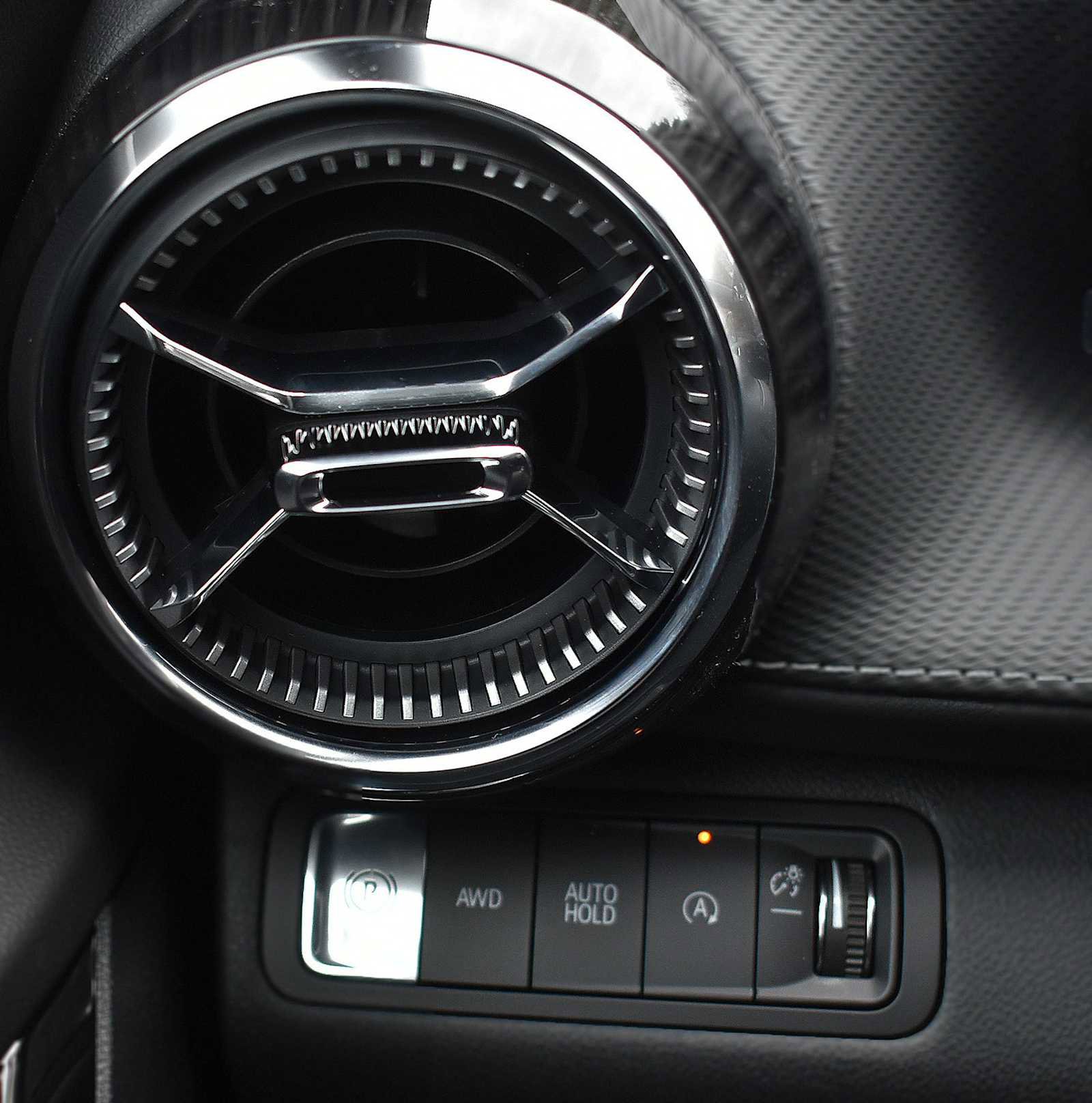 New 2026 Chevrolet Equinox LT image 23