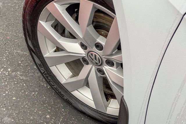 Used 2018 Volkswagen Golf SEL image 10