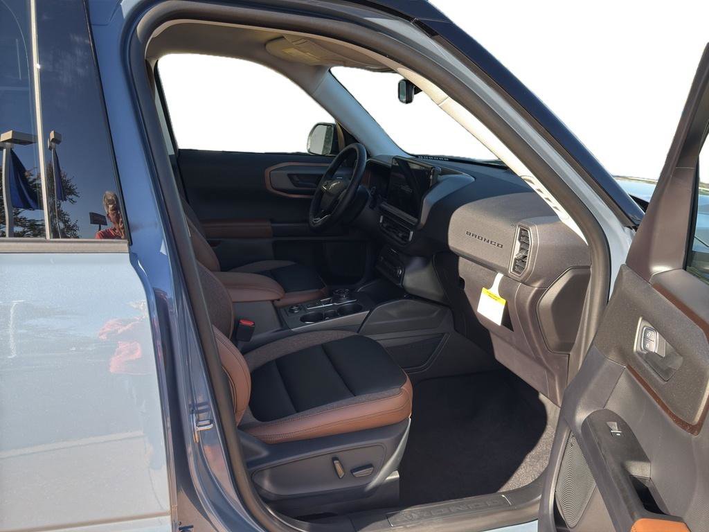 New 2025 Ford Bronco Sport Outer Banks image 6