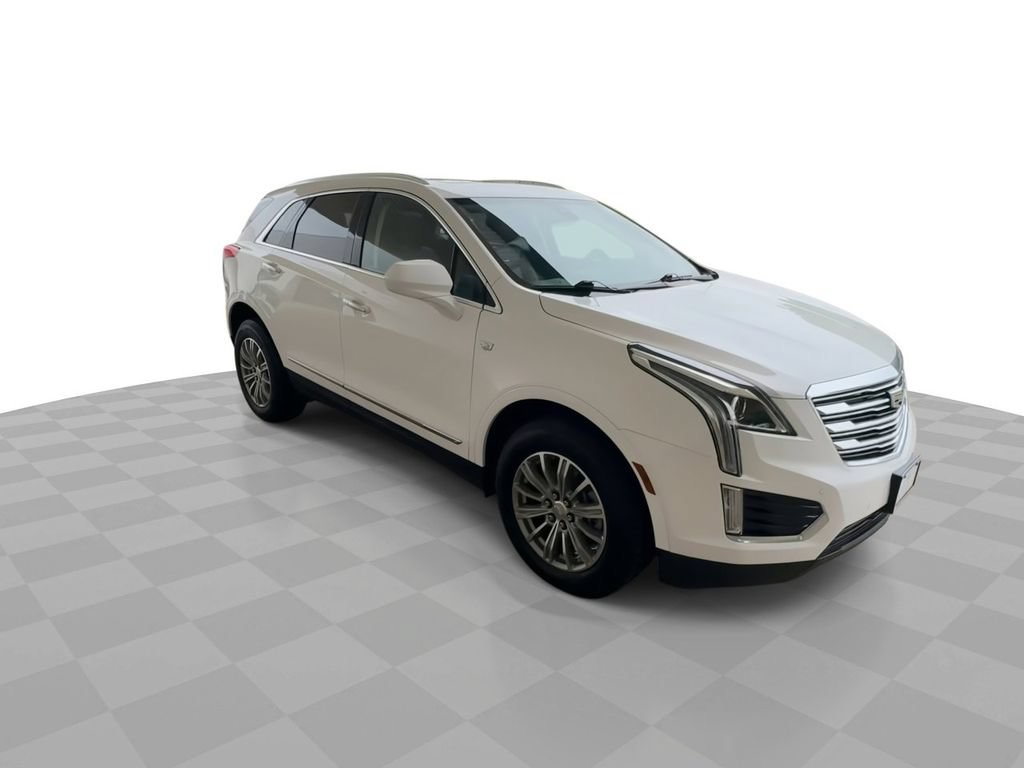 Certified 2019 Cadillac XT5 Luxury FWD image 2