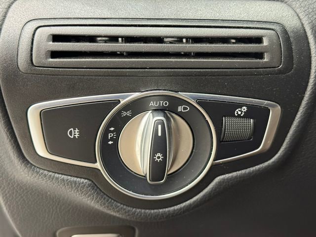 Certified 2022 Mercedes-Benz GLC 300 4MATIC Coupe image 36