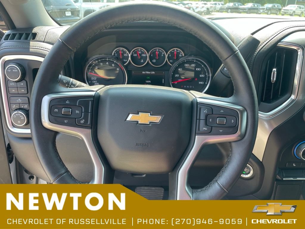 Used 2021 Chevrolet Silverado 1500 LT AWD/4WD image 13