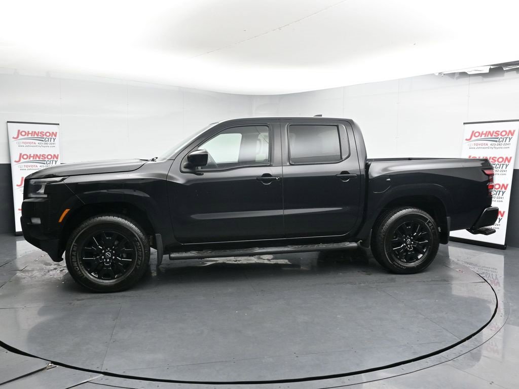 Used 2023 Nissan Frontier SV w/ Midnight Edition Package image 5