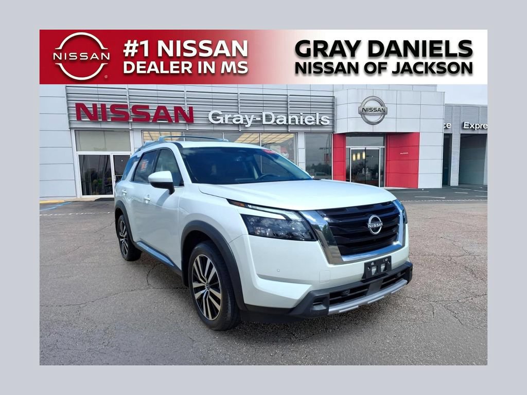 Certified 2025 Nissan Pathfinder Platinum w/ Cargo Package FWD 360° Tour