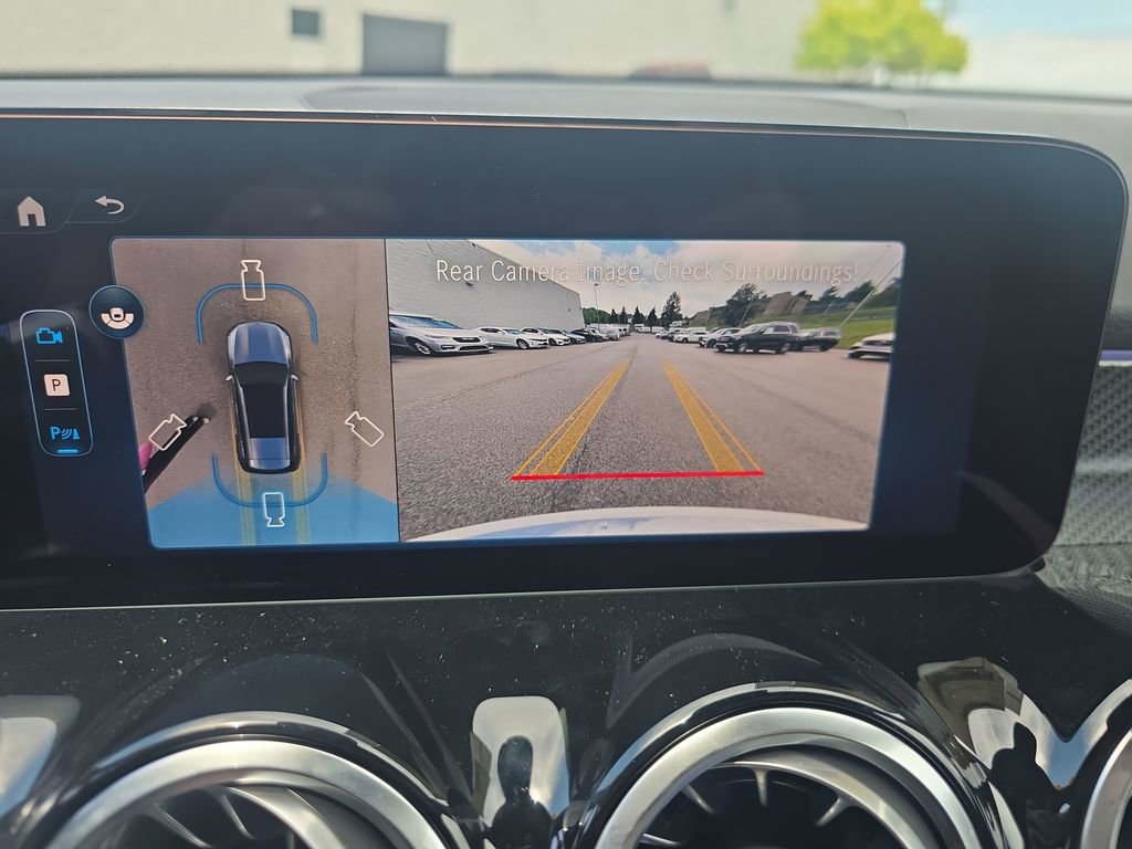 New 2026 Mercedes-Benz GLB 250 4MATIC image 19