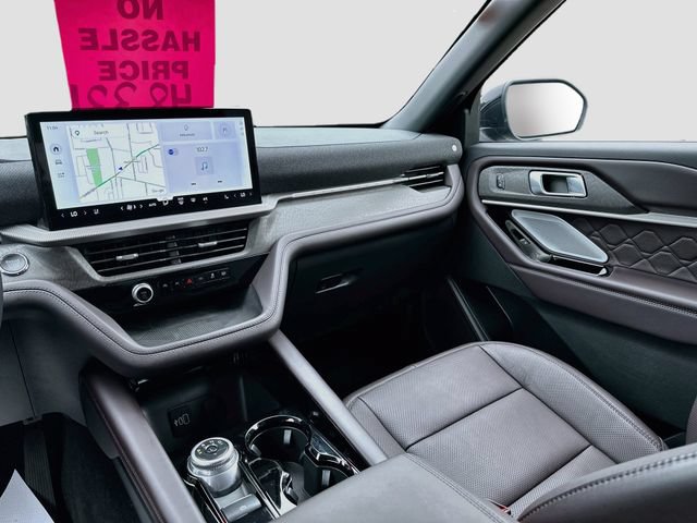 Used 2026 Ford Explorer Platinum w/ LUX Leather Package AWD/4WD image 25