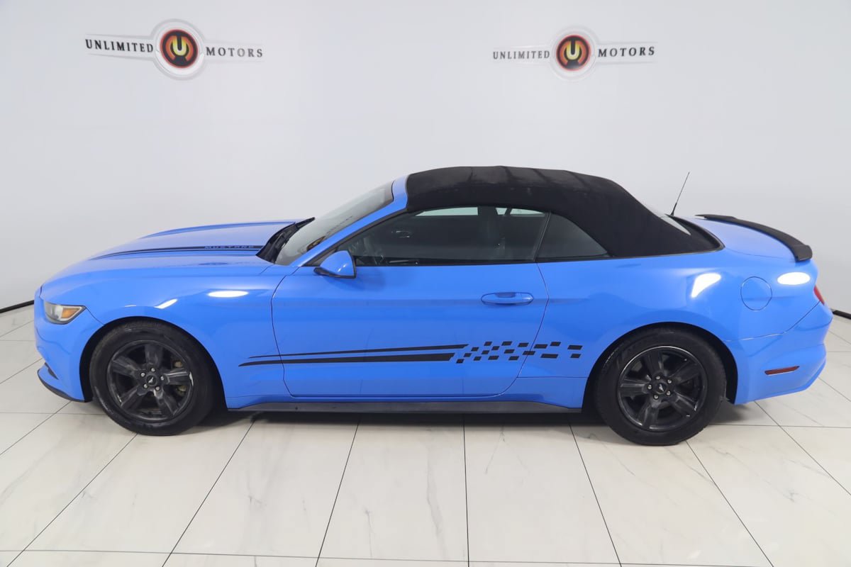 Used 2017 Ford Mustang Convertible RWD image 40
