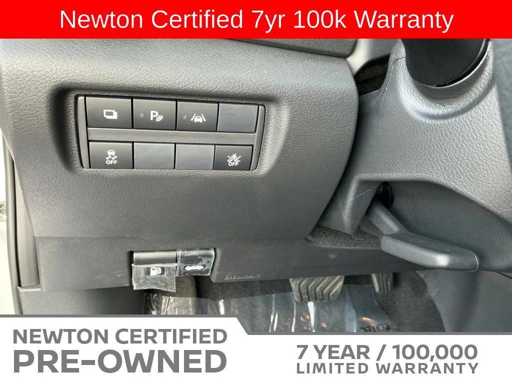 Used 2025 Nissan Versa S w/ Trunk Package FWD image 31