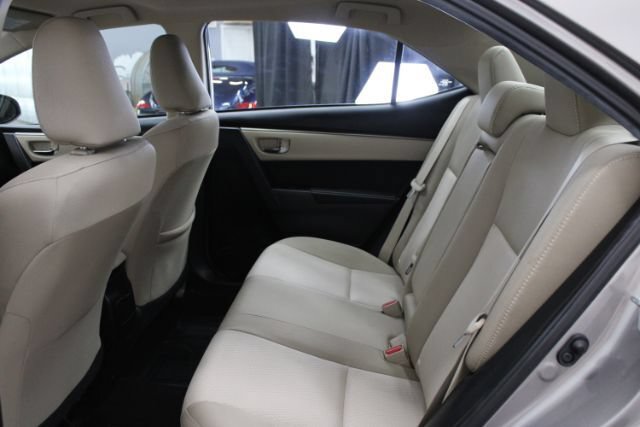 Used 2015 Toyota Corolla LE FWD image 18