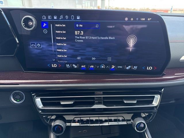 Certified 2024 Chevrolet Traverse RS w/ LPO, Floor Liner Package image 16