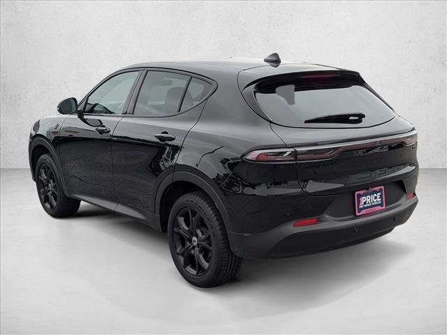 Certified 2024 Dodge Hornet GT w/ GT Blacktop Package AWD/4WD image 7