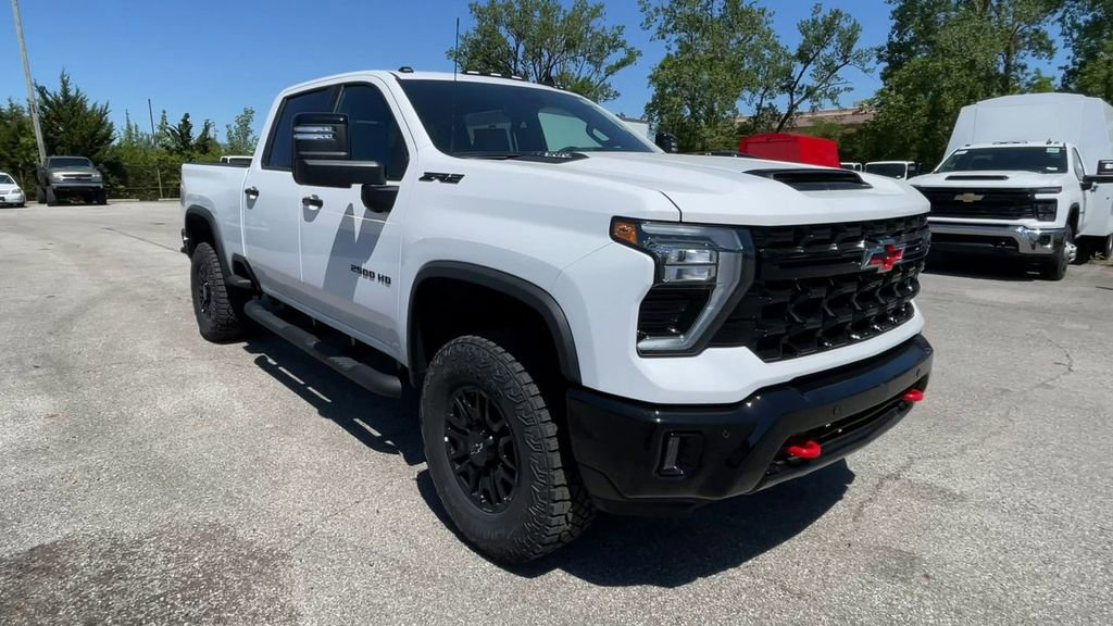 New 2026 Chevrolet Silverado 2500 ZR2 w/ LPO, Dark Essentials Package AWD/4WD image 4