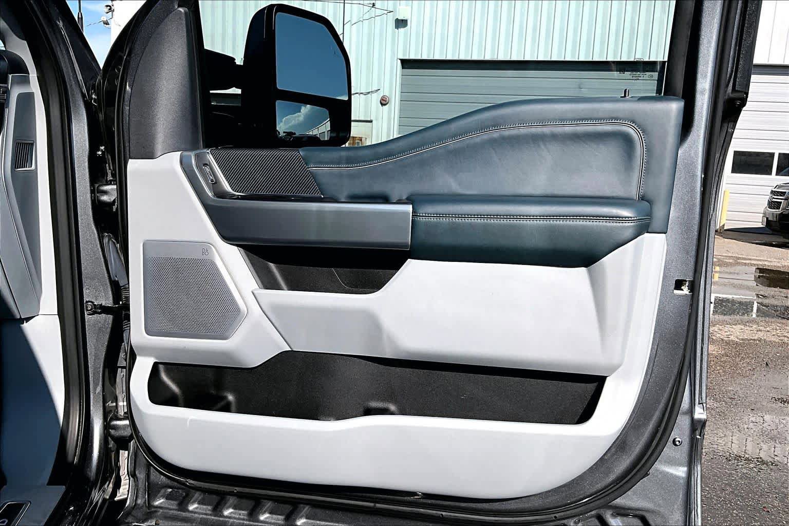 Certified 2023 Ford F350 4x4 Crew Cab Super Duty image 23