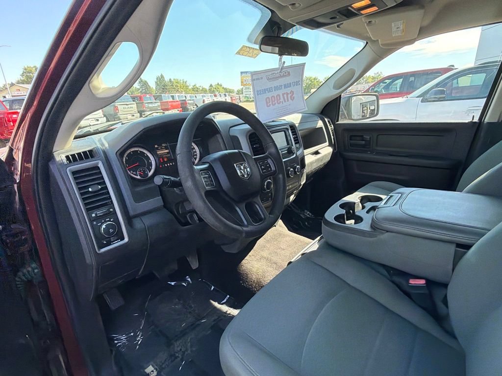 Used 2017 RAM 1500 Express w/ Express Value Package AWD/4WD image 12