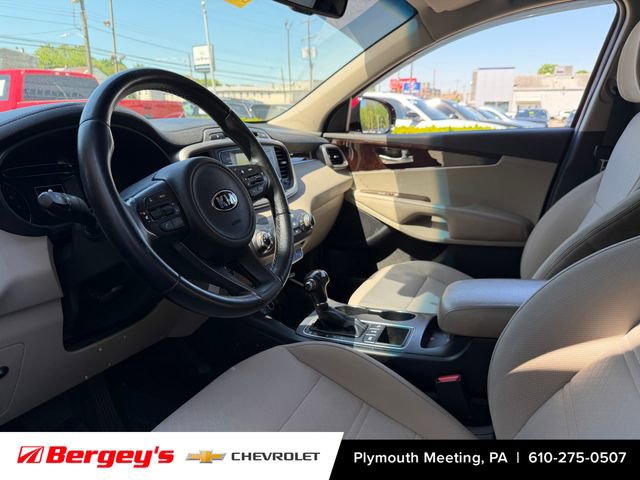 Used 2016 Kia Sorento AWD w/ LX Convenience Package image 9