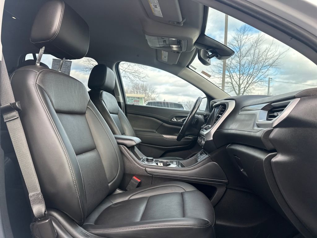 Used 2022 GMC Acadia SLT w/ Trailering Package image 17