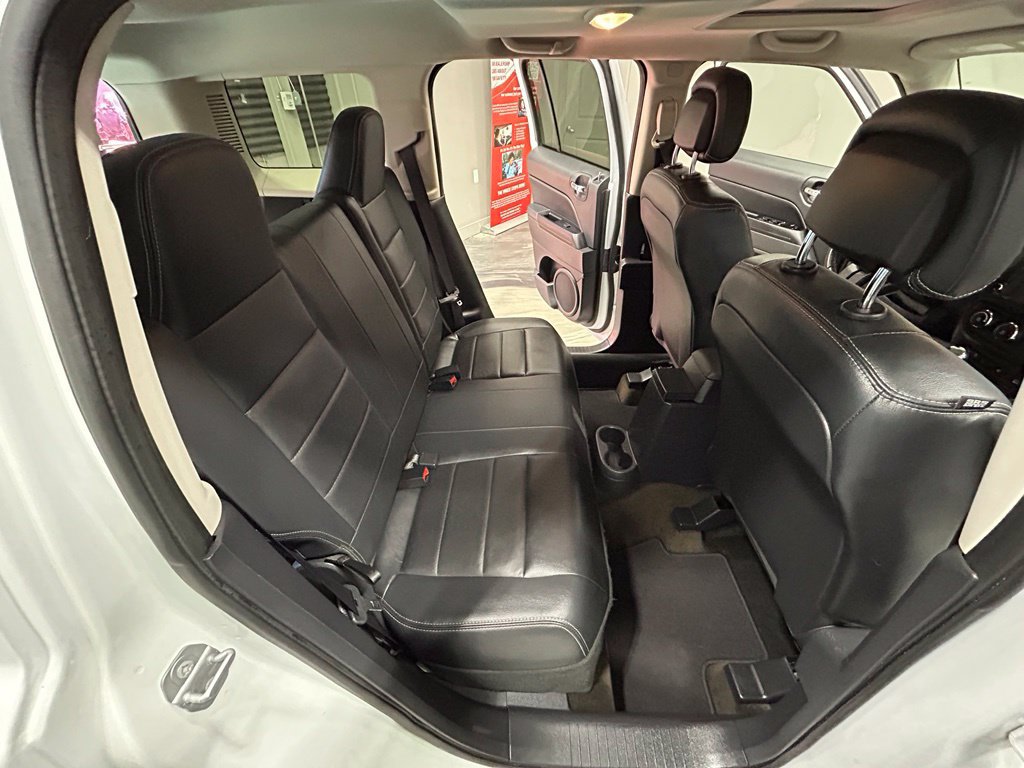 Used 2017 Jeep Patriot High Altitude AWD/4WD image 45