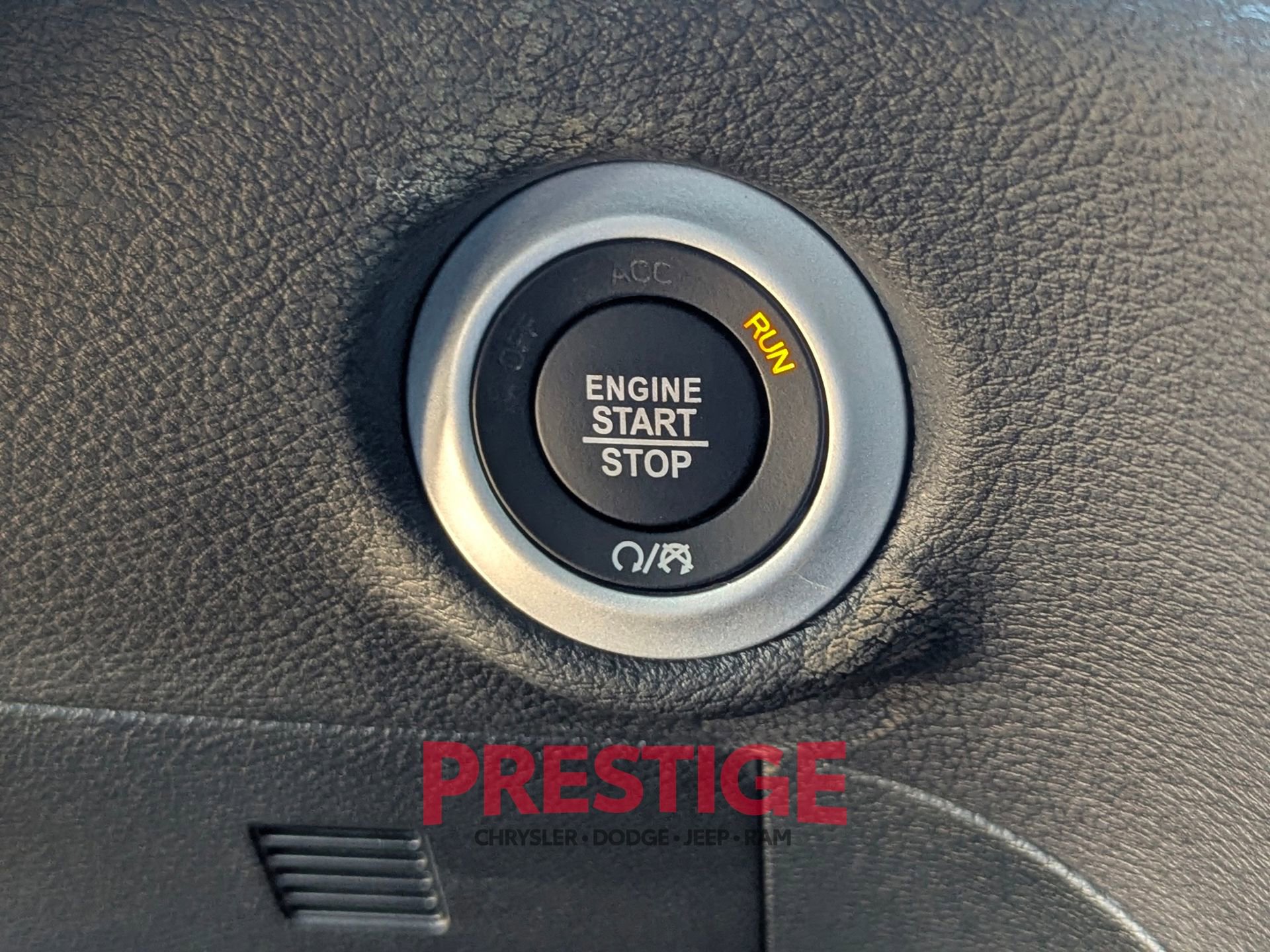 New 2026 Chrysler Pacifica Limited AWD/4WD image 19