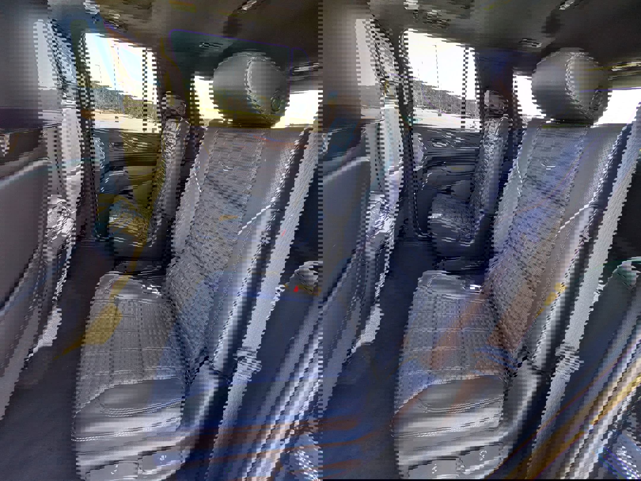 Used 2023 Cadillac Escalade Sport Platinum w/ Heavy-Duty Trailer Package image 27