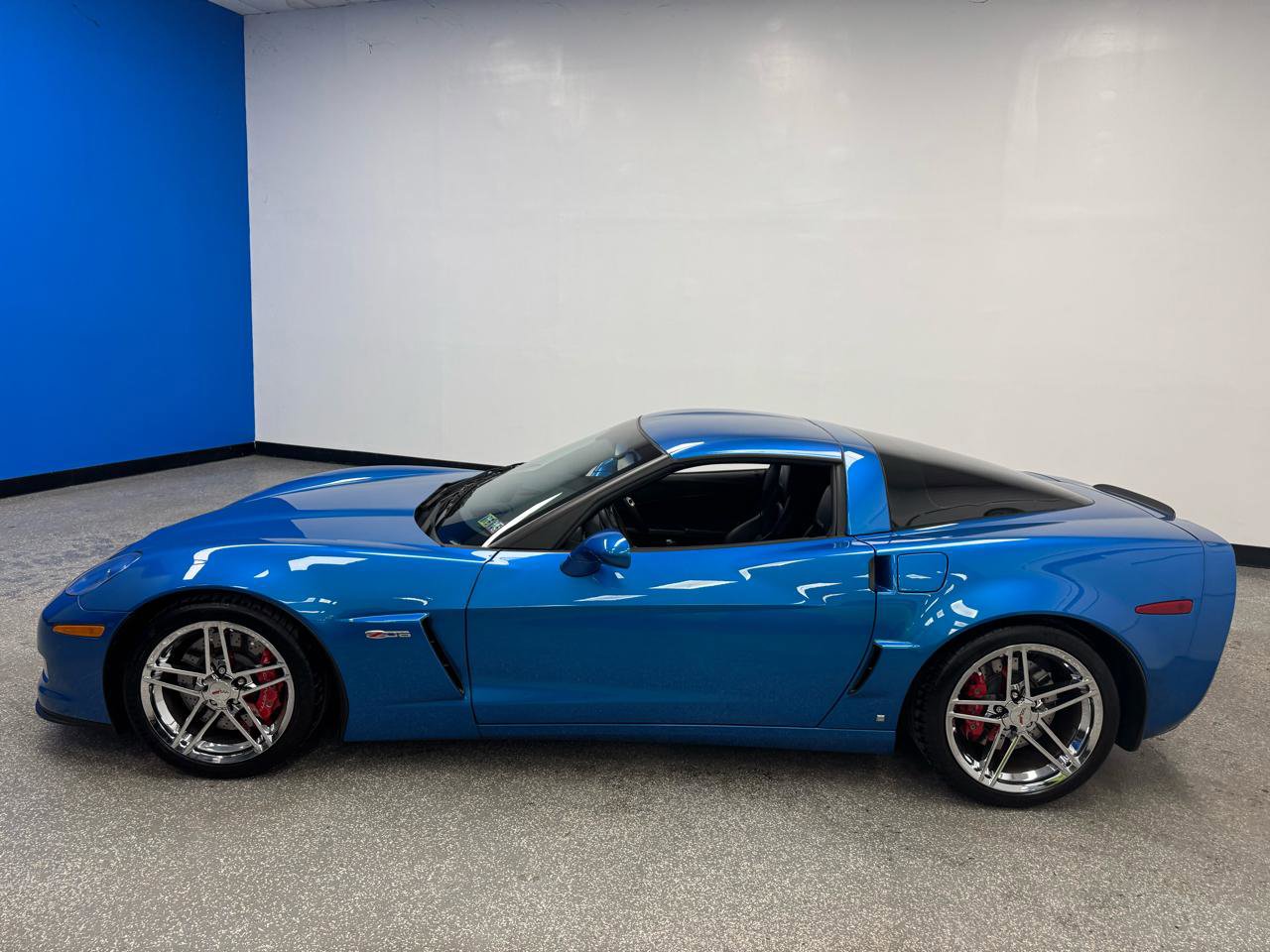 Used 2008 Chevrolet Corvette Z06 w/ Preferred Equipment Group image 6