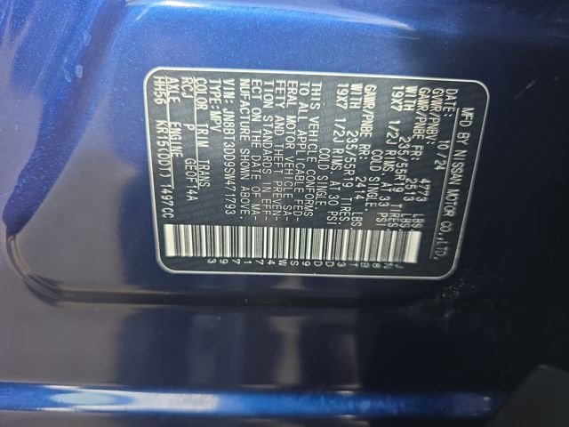 Used 2025 Nissan Rogue Platinum w/ Tech Package image 9