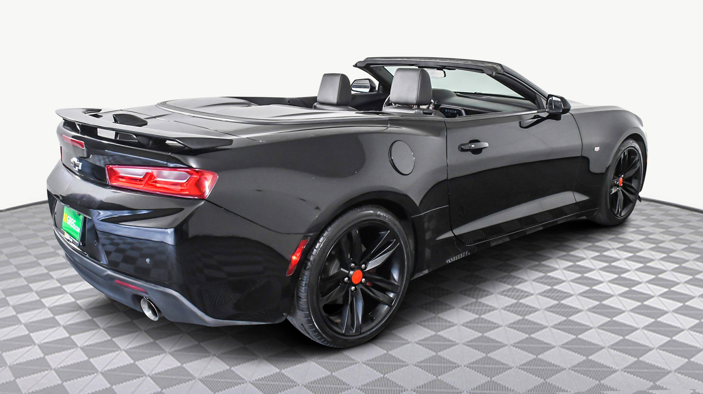 Used 2016 Chevrolet Camaro LT image 8